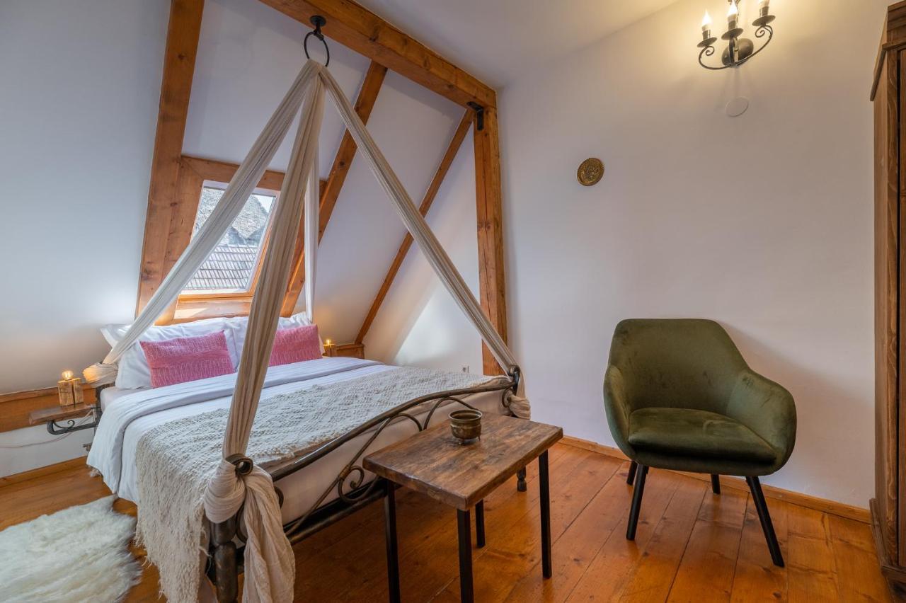 Boutique Hotel Von Graf Sighisoara Ngoại thất bức ảnh