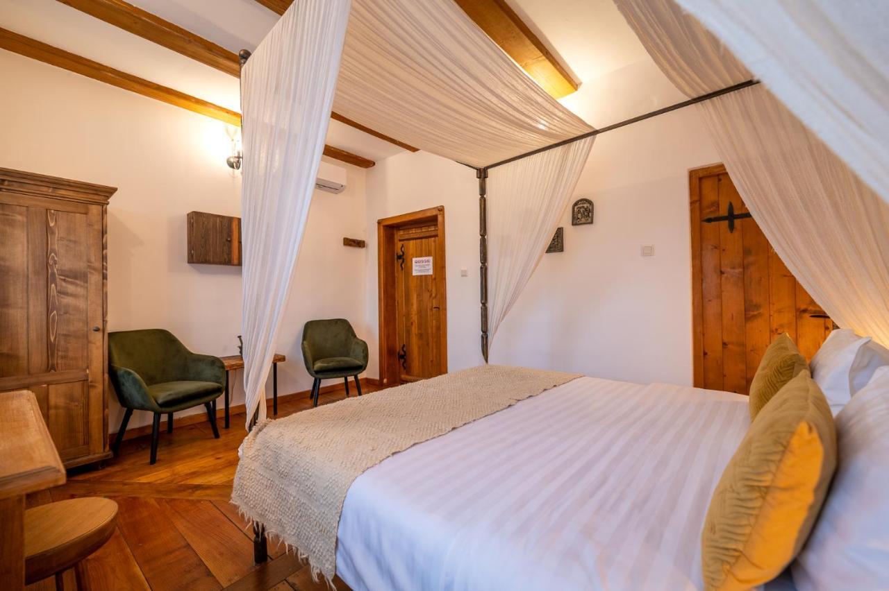 Boutique Hotel Von Graf Sighisoara Ngoại thất bức ảnh
