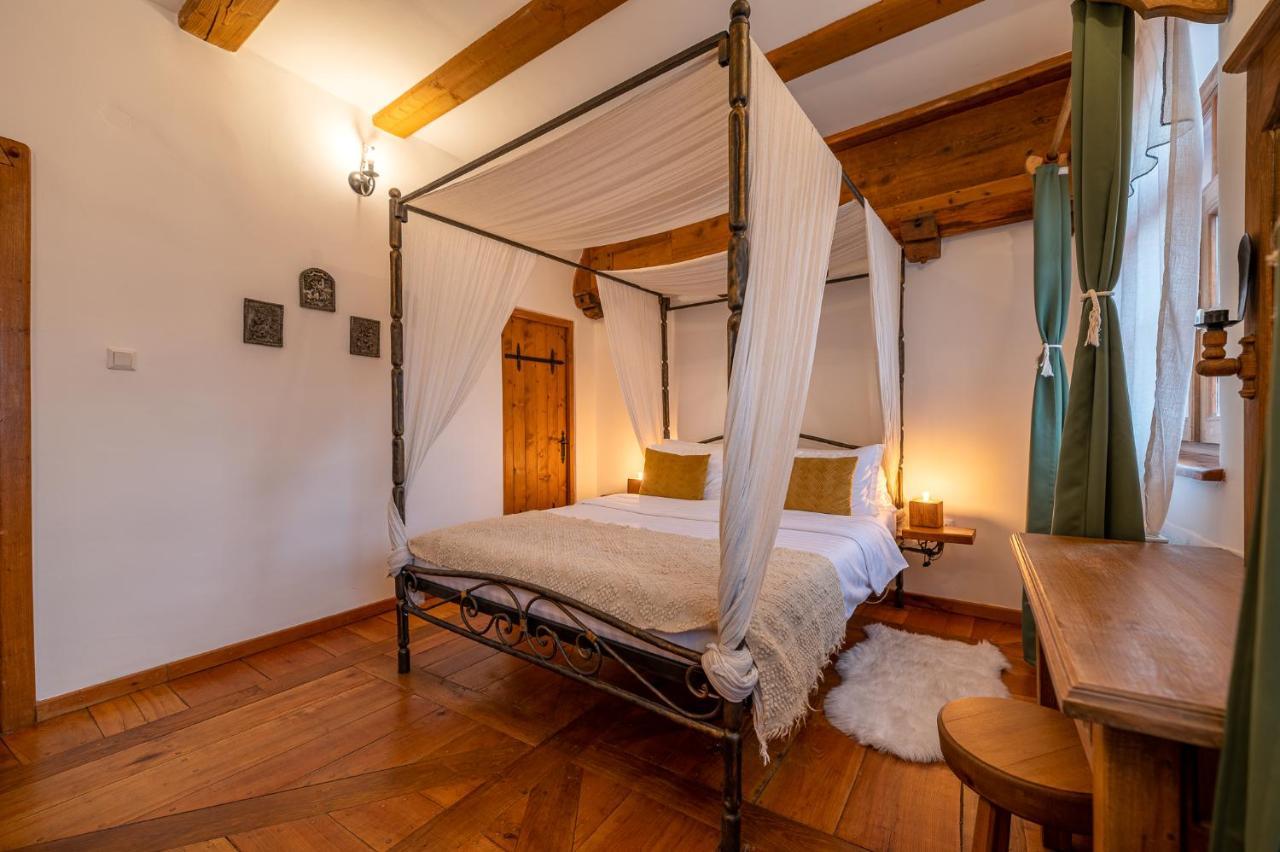 Boutique Hotel Von Graf Sighisoara Ngoại thất bức ảnh