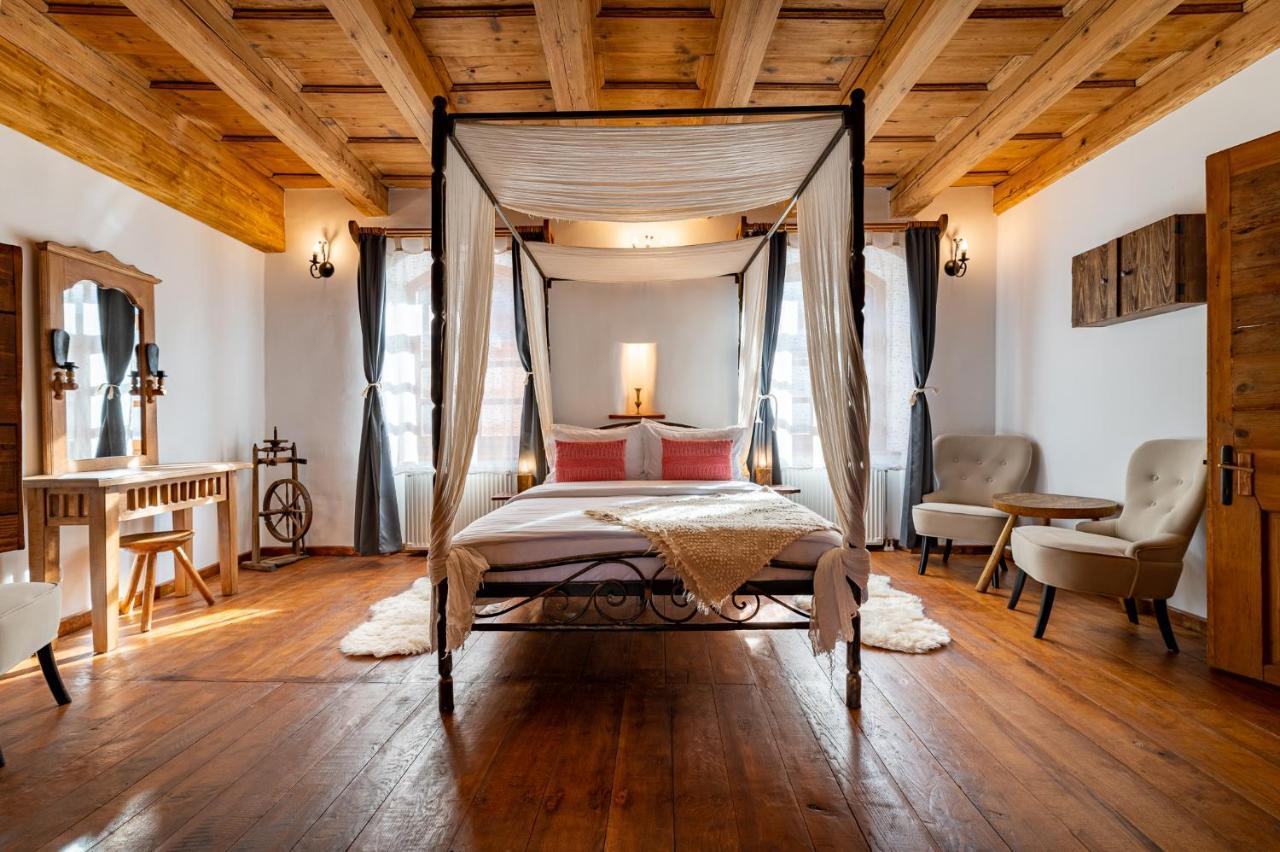 Boutique Hotel Von Graf Sighisoara Ngoại thất bức ảnh