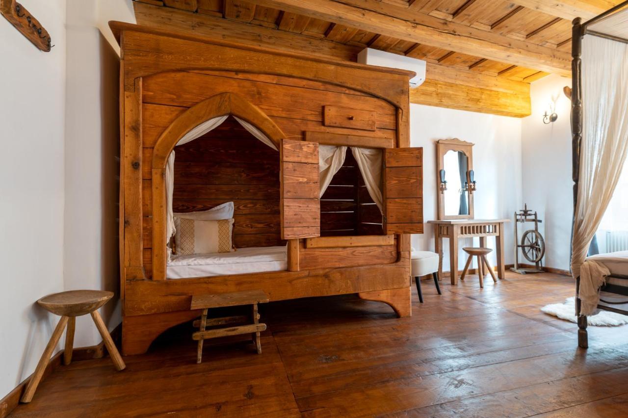 Boutique Hotel Von Graf Sighisoara Ngoại thất bức ảnh