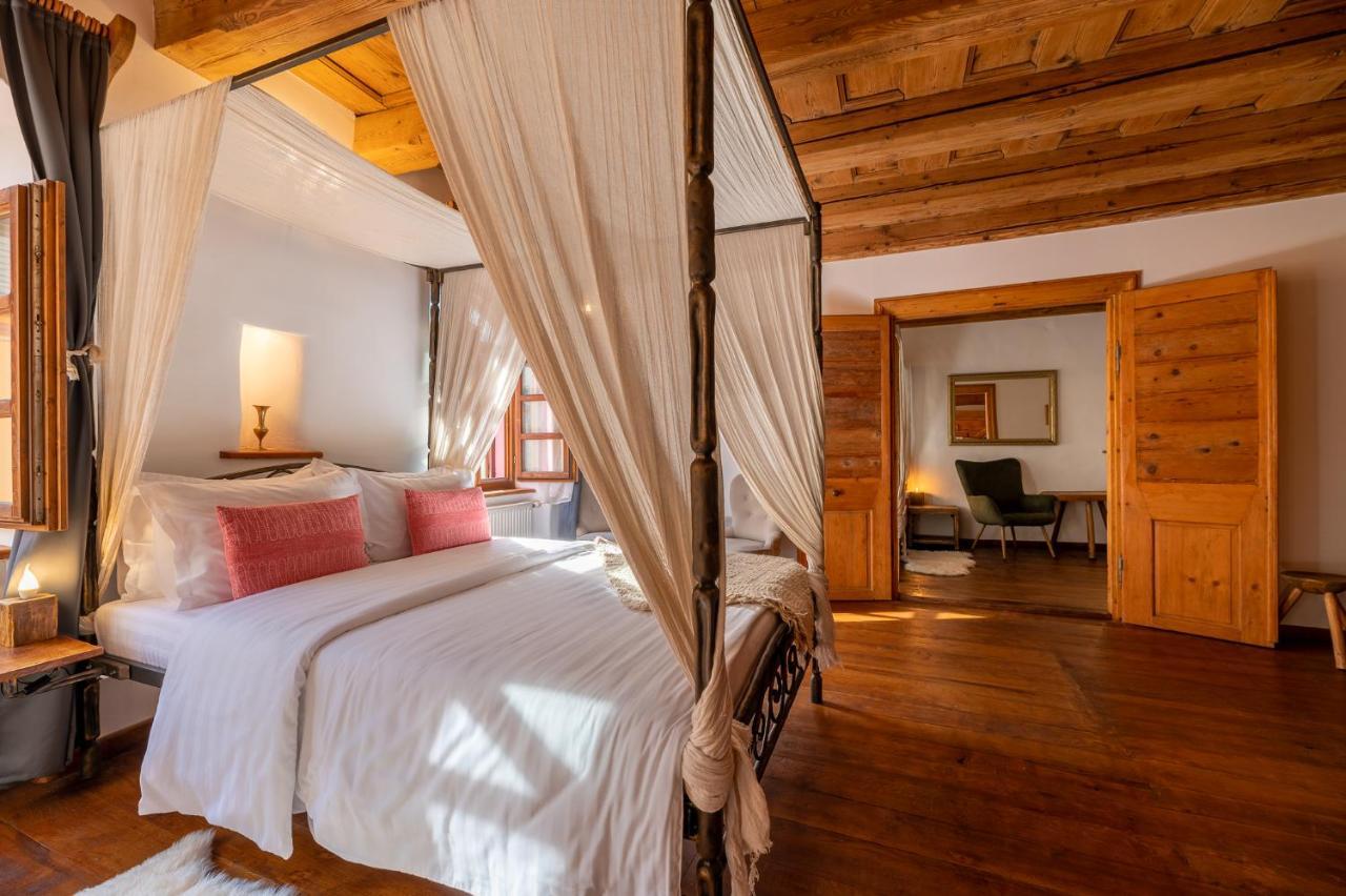 Boutique Hotel Von Graf Sighisoara Ngoại thất bức ảnh