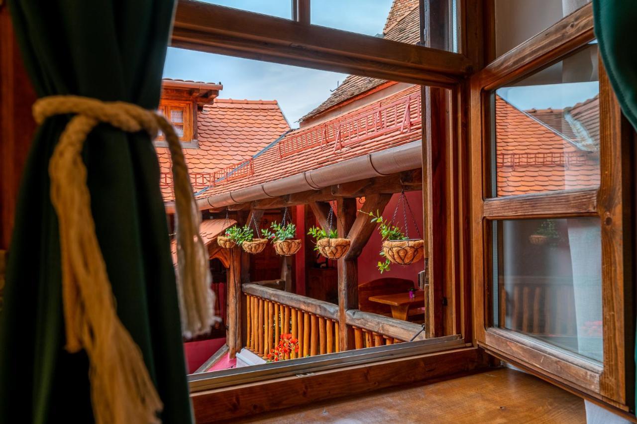 Boutique Hotel Von Graf Sighisoara Ngoại thất bức ảnh